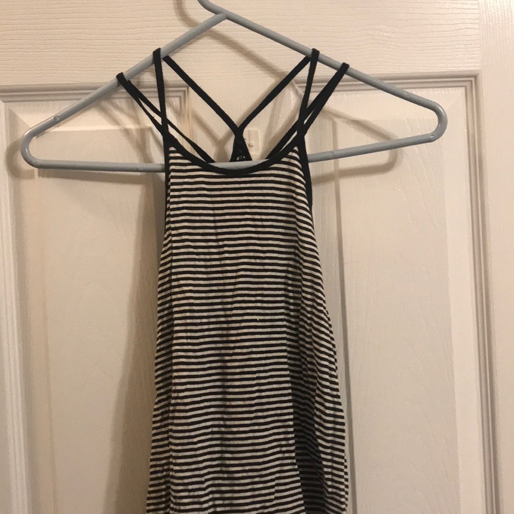Hollister tank